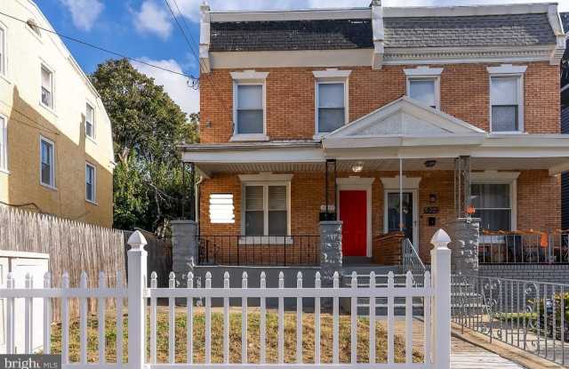 5223 MORRIS STREET photos photos