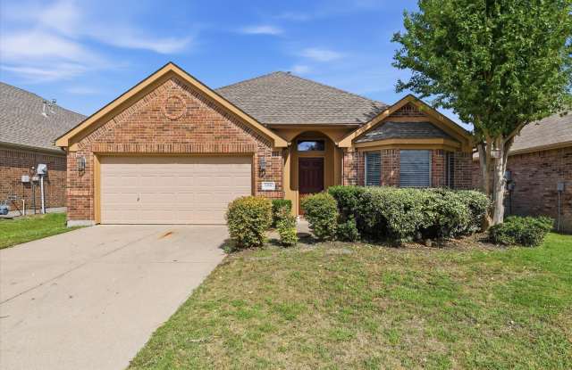 506 Hackberry Drive Gallery 1