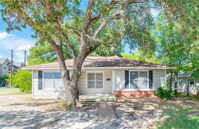 4303 College Main Street - 4303 College Main Street, Bryan, TX 77801