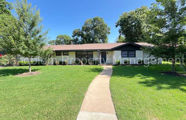 FOR LEASE | Mid-town Tulsa | Available Now! photos photos