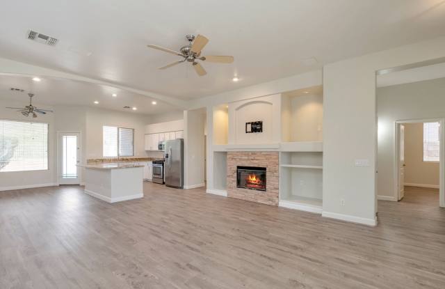Stunning Renovated 3-Bedroom Home in Phoenix, AZ photos photos