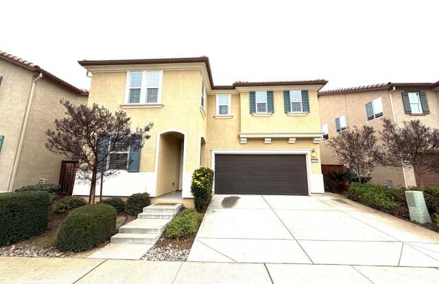 Spacious 5BR + Loft in Hamptons Village – Studio Suite, New HVAC, EV Charging - 5218 Glimmer Way, Sacramento, CA 95835