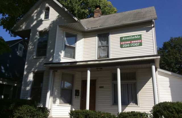 5 bedroom 2 bath House on North campus Gallery 3