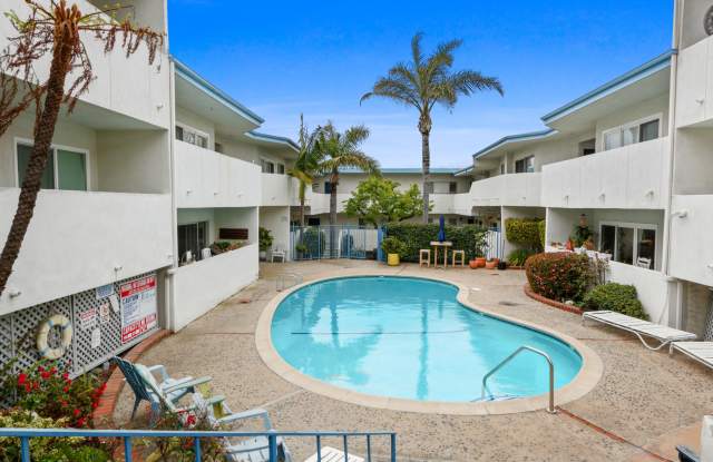 343 Palos Verdes Apartments Gallery 2