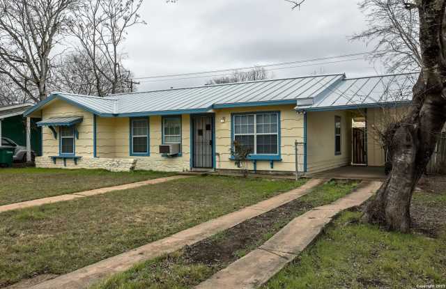 5434 PLUMTREE DR Gallery 2