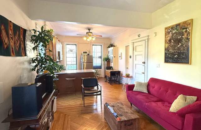 153 Underhill Ave # 1 Gallery 1