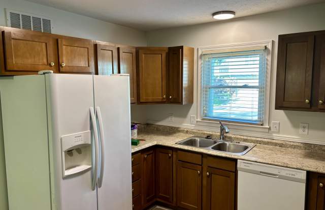 655 Graviss Court photos photos