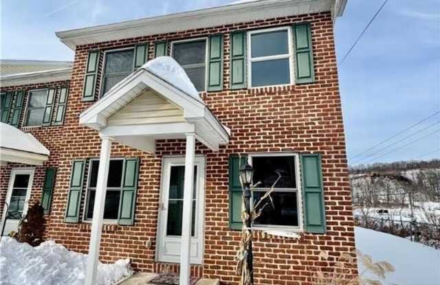 10 Railroad Avenue photos photos 10 Railroad Avenue photos photos