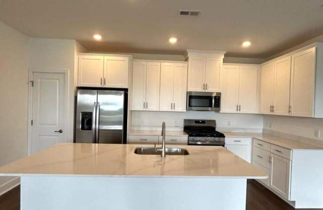 234 CORA BERGEN BLVD photos photos