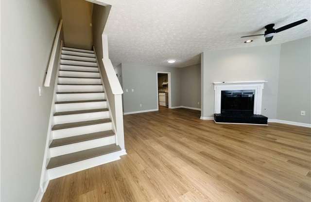 1016 Kennesborough Road NW Gallery 4
