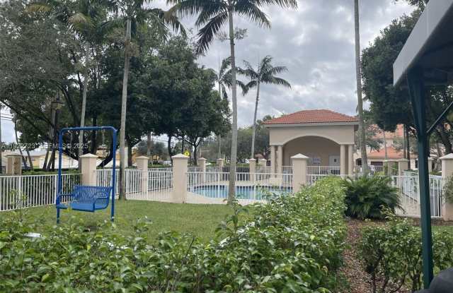 8831 S Isles Cir photos photos