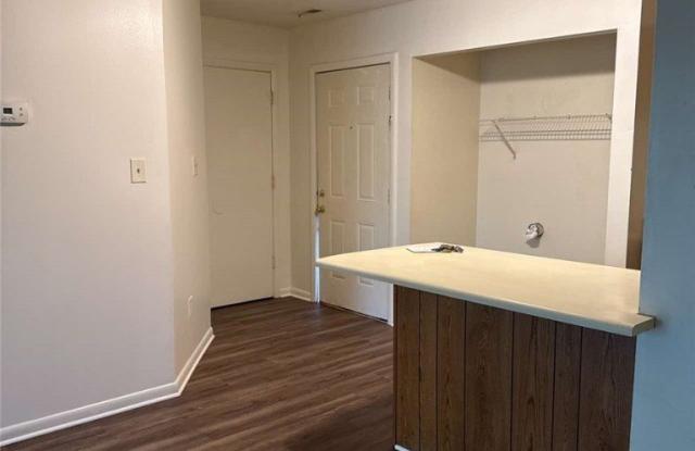 6408 Starbrook Drive unit: 7 photos photos