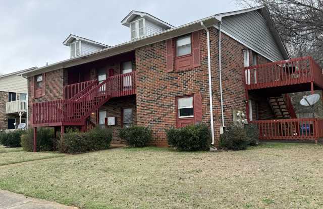 4414 Bonnell Drive Northwest - B photos photos