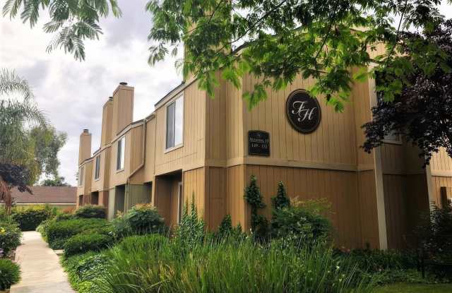 Fox Hollow Apartments photos photos