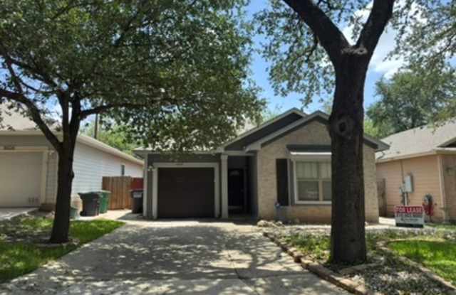 Move-In Ready 3-Bedroom Home Near the San Antonio Medical Center Gallery 3