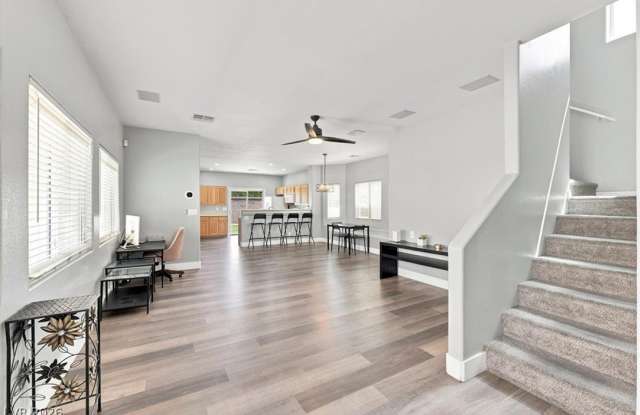 9466 Marshall Creek Street Gallery 2