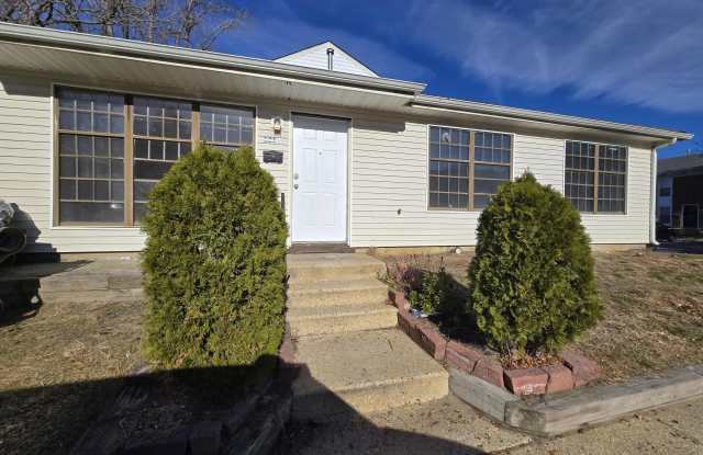 121 Governors Road - 121 Governors Road, Lakewood, NJ 08701