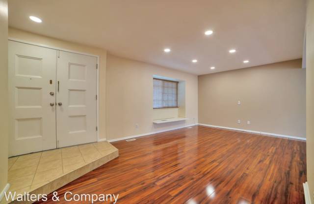 651 S. Xenon Ct. Gallery 3