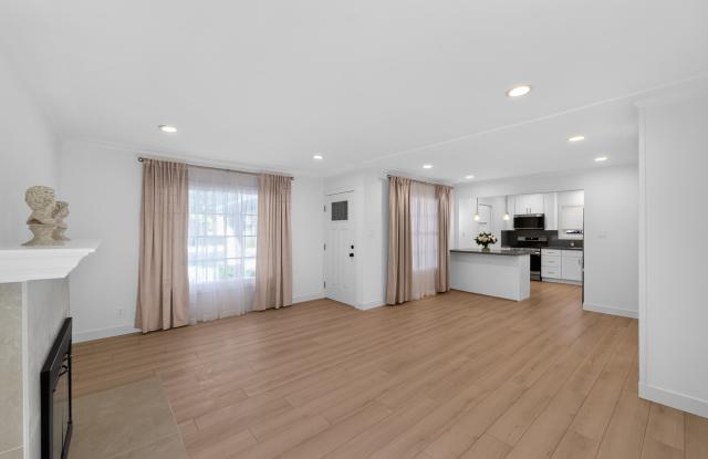 2360 St Francis Dr photos photos