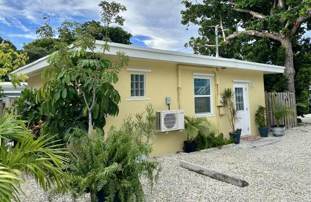 112 Parker Dr photos photos