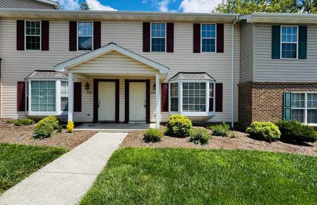 4 Bedroom, 3 Bath Townhouse photos photos 4 Bedroom, 3 Bath Townhouse photos photos