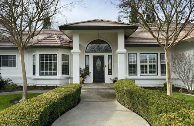 Beautiful Estate Home - 3102 Garden Highway, Nicolaus, CA 95659