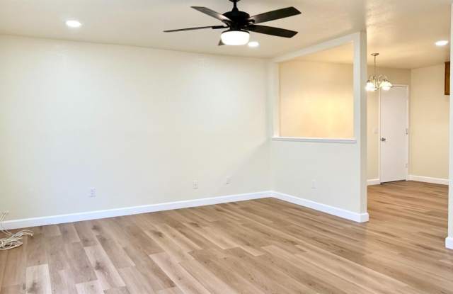 2425 Knowlwood Drive Gallery 2