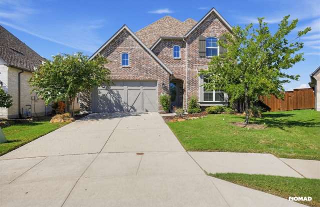 Stunning 5BR House in Celina Gallery 3
