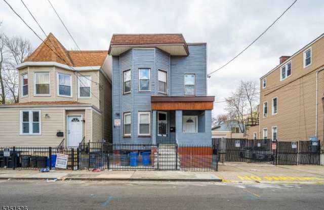 139 S 8Th St - 139 South 8th Street, Newark, NJ 07107