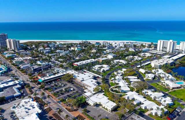 131 WHISPERING SANDS CIRCLE photos photos