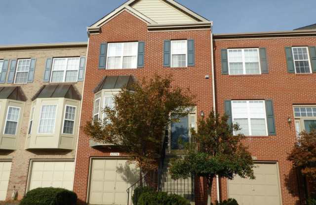 45774 PALACE TER - 45774 Palace Terrace, Dulles Town Center, VA 20166