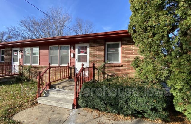 3310 SE 5th St photos photos