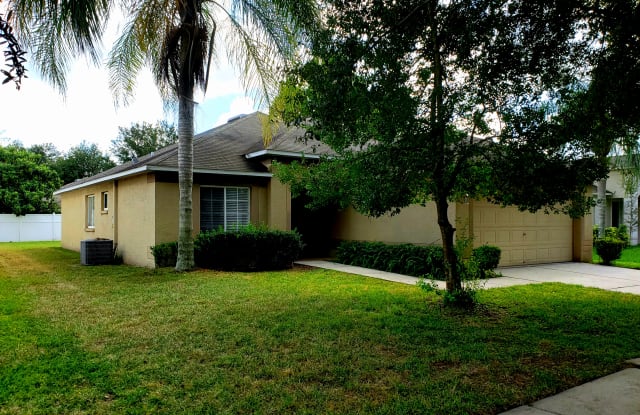 2614 Queen Alberta Dr - 2614 Queen Alberta Drive, Valrico, FL 33596