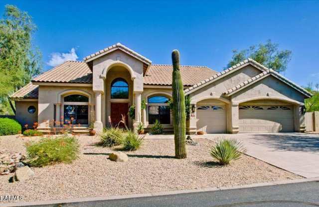 Beautiful 4 Bed/3 Bath w/Pool in Sonoran Heights! photos photos