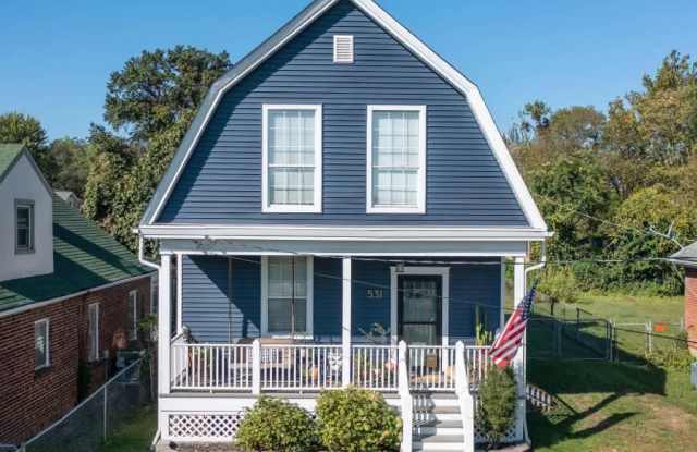 531 N Elm Ave photos photos