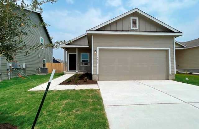Great 4 bedroom, 2 bath home in Greenwood Subdivision available for rent! photos photos