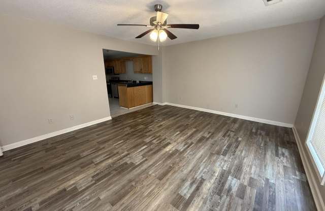 1170 MEADOWLARK photos photos