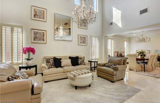 3541 Winter Wren Street Gallery 4