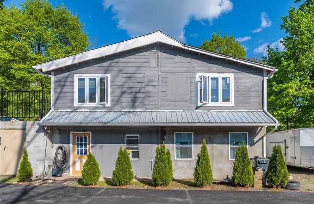5152 Route 9W - 5152 Route 9W, Orange County, NY 12550