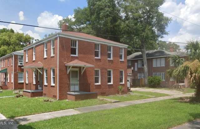 2799 SELMA Street Gallery 1