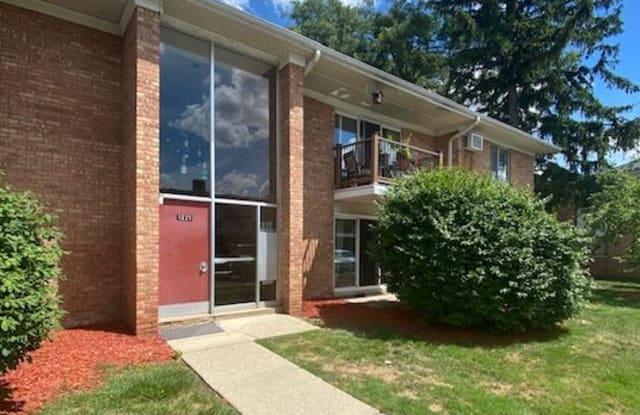 1221 Island Dr Apt 104 - 1221 Island Drive, Ann Arbor, MI 48105