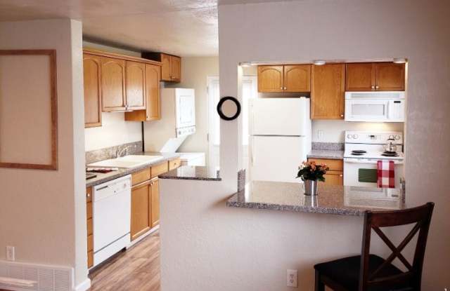 751 Newton St - 751 Newton Street, Denver, CO 80204