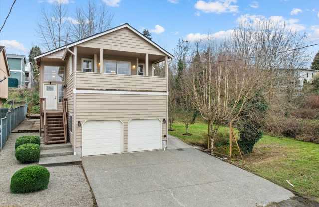 Columbia City Retreat | Spacious 5BR Home with Modern Updates photos photos