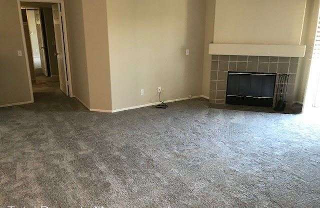 510 Camino De La Reina #330 Gallery 4