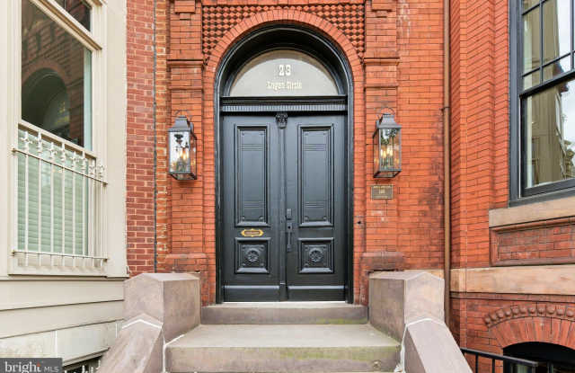23 LOGAN CIRCLE NW photos photos