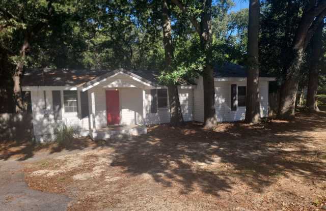 2 Bed 1.5 bath house in Cayce photos photos