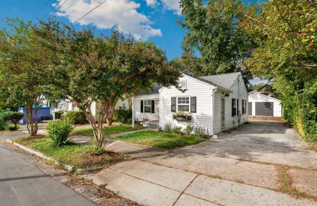 Available Now! Renovated 2bd/1ba Home 1.5 Miles from Downtown Durham with Detached Garage! Gallery 3