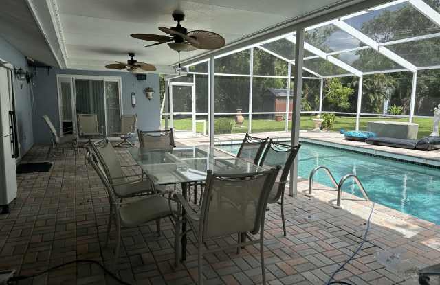 3737 Kingswood Drive Gallery 2