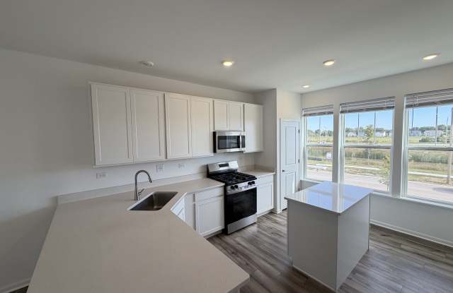 25627 West Wakefield Drive Gallery 3