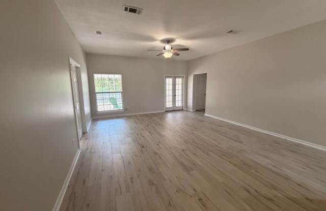 3445 Azalea Way Panama City, FL 32405 Gallery 3
